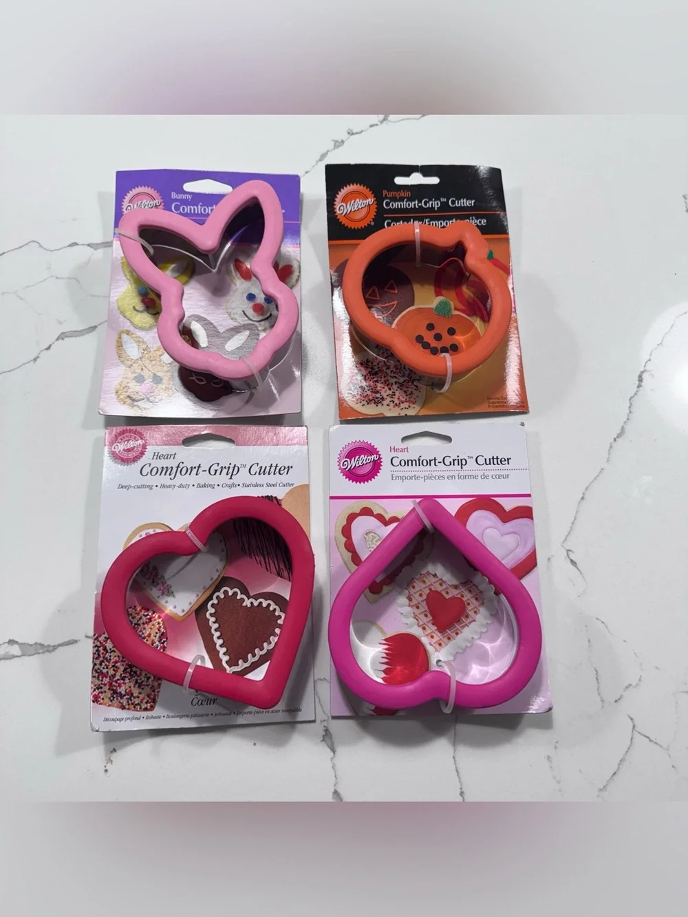 4 Wilton Comfort Grip Cookie Cutters New Bunny Pumpkin & 2 Hearts